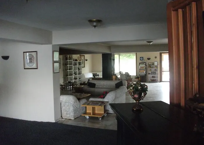 Karaburun Hotel 3*