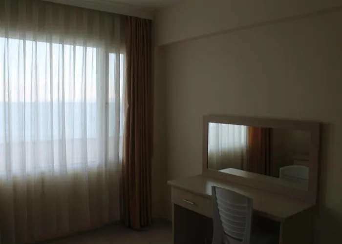 Karaburun Hotel 3*