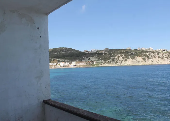 Karaburun 3*