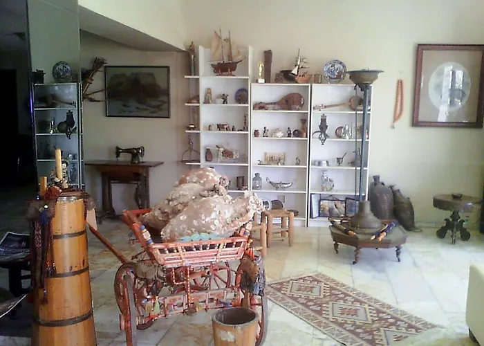 Hotel Karaburun 3*