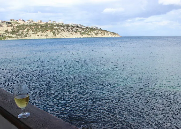 Karaburun Hotel Esmirna