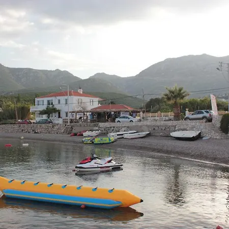 Karaburun 3*