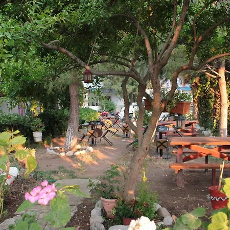 Karaburun Hotel