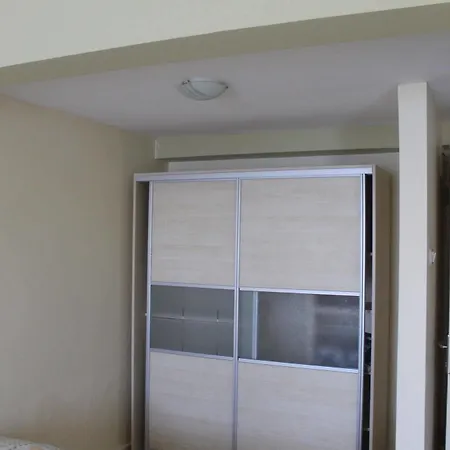 Hotel Karaburun 3*