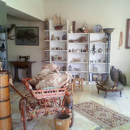 Hotel Karaburun 3*