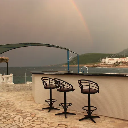 Karaburun فندق إزمير