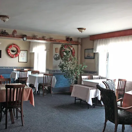 Karaburun Hotel