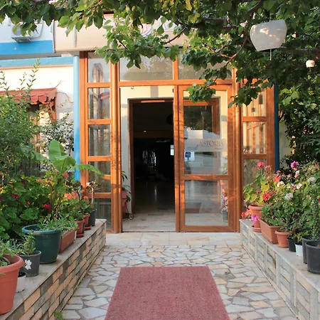Karaburun 3*
