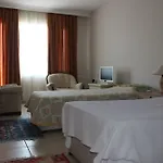 Hotel Karaburun 3*